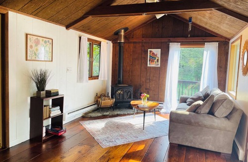 West Stockbridge Cabin | Serene rustic cabin in the Berkshires!