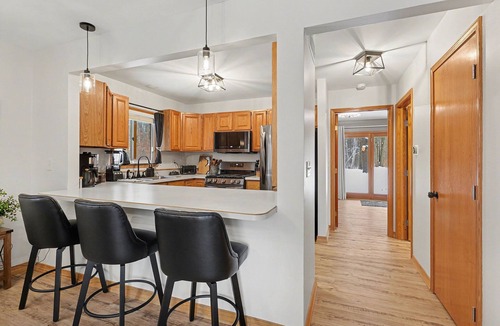 Beaverton Cabin | Serenity Woods Spa Retreat w/Game Room and Hot Tub