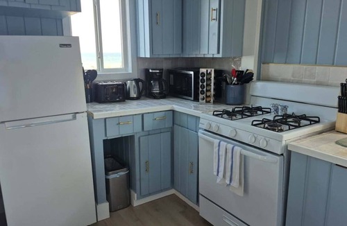 Oscoda Cabin | Seven Shores Retreat Lake Huron Oscoda Cabin 7