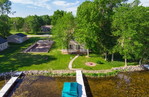 Shawano House | Shawano Lakefront Home with Dock