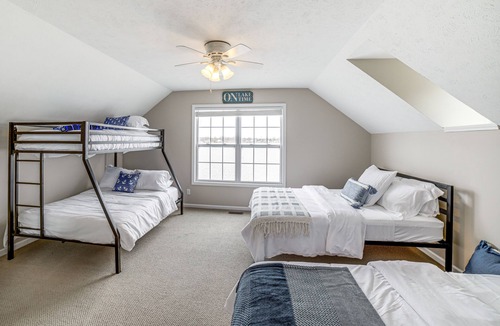 Shelbyville Cottage | Shelbyville Lakefront Home w/ Furnished Patio!