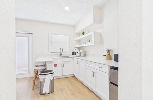 Parsuns To Cocoa Beach Apartment | Shell & Shore Coastal Retreat