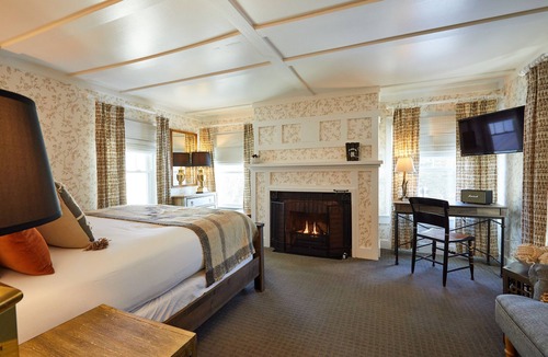 Haversham Hotel | Shelter Harbor Inn