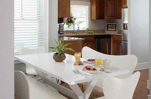 Shelter Island Heights Hotel | Shelter Island House