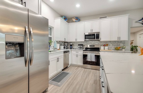 Rockledge House | Shuttle Launch Views! Escape 9 Mi to Cocoa Beach