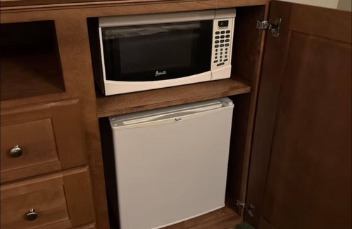 Bellaire Condo | Ski Lodge w Pool/HotTub/Golf & Beach Club Access!