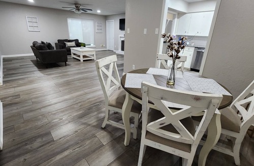 Longview House | Sky blue on Eden