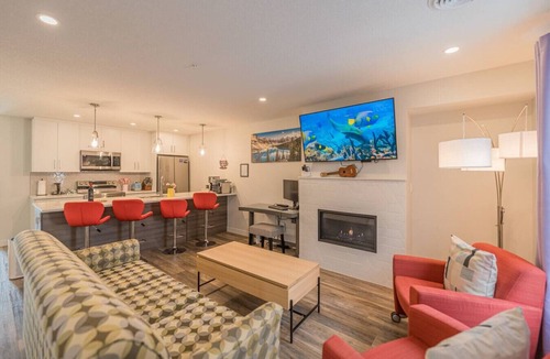 Canmore Villa | Skyline Getaway Mountain Views Pool Hot Tub