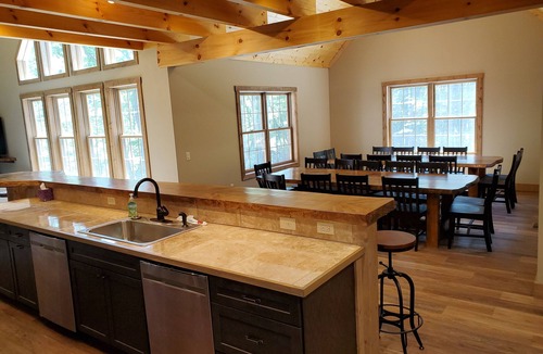 Hamilton House | Sleeps 34! Brand New Construction 2020! Pool, Hot tub, Sand Volleyball Court!