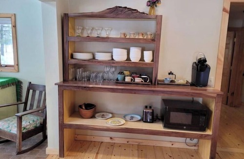 Upper Peninsula Michigan Cabin | Slippery Jim's Cozy Retreat
