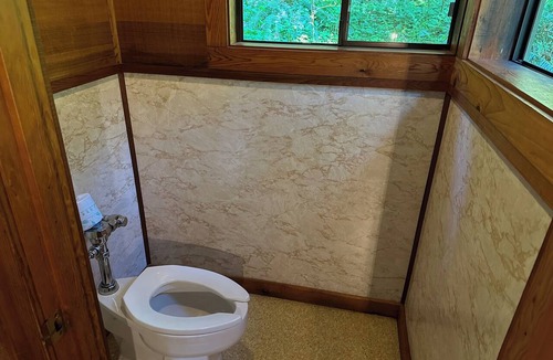 West Stayton Cabin | Smith Creek Village