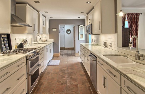 Glen Arbor House | Smittys GA "Right In The Middle Of It All"