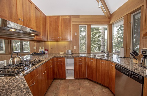 Alpine Meadows House | Snow Crest by Hauserman Rentals
