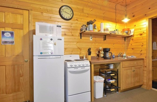 Washburn Cabin | Snowmobile, Ski, or ATV Direct from This Cozy Cabin!