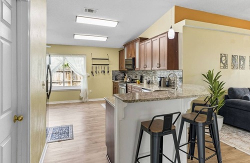 Milton House | Solar Pool & Fun|4BR Milton