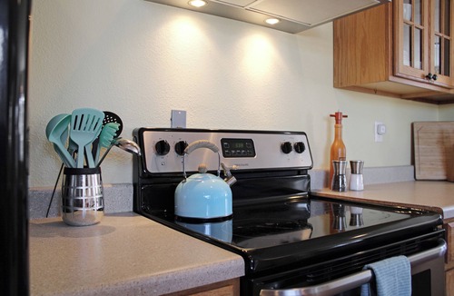 McMinnville House | Something Blue - Because You Deserve It!