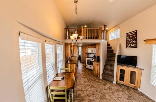 Moab House | Sorrel River Cabin #18