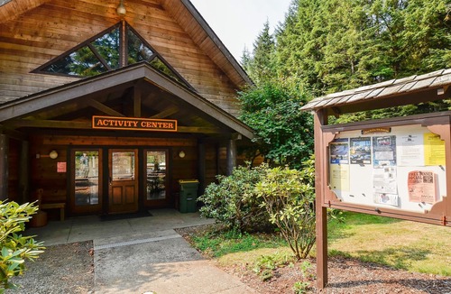 Florence Cabin | South Jetty RV & Camping Resort