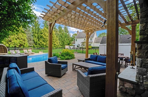 Laurel House | Southold Retreat | Heated Pool, Hot Tub & Large Yard
