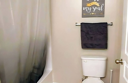 Third Ward Apartment | Spacious 2BD/2BTH in the Heart of Charlotte!