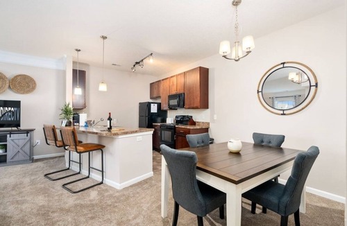 Summit Station Apartment | Spacious 2BR | Attached Garage | Near Data Centers