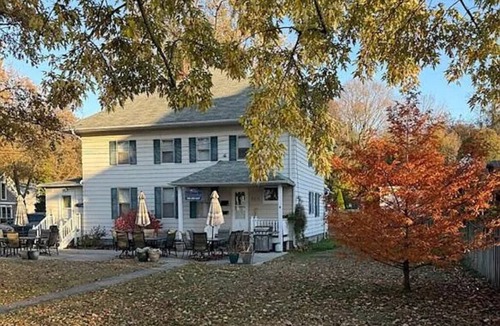Saint Joseph Apartment | Spacious 3-bedroom apartment steps from the beach in St. Joseph