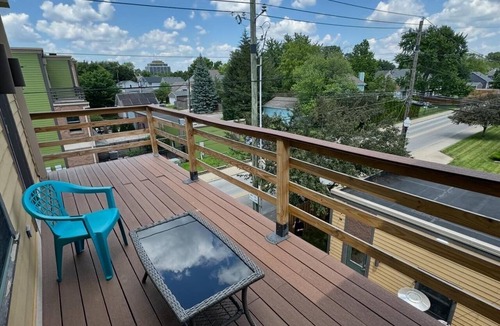 Fall Creek Place Condo | Spacious 3BR 3BA above Brewery, Pizza Shop & Arcade 5 mins to DT Indy