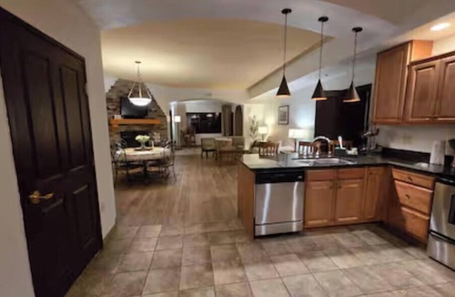 Wisconsin Dells Condo | Spacious 3BR Condo Retreat