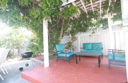 Union City House | Spacious 4-BR 2 Bath home, free WiFi and Netflix; centrally located in Bay Area