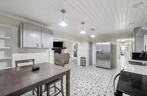 Deweyville House | Spacious 5-Bedroom Home in Orange