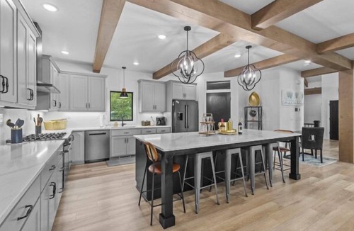 Townsend House | Spacious 5-bedroom house in lovely Townsend thats guaranteed to please everyone