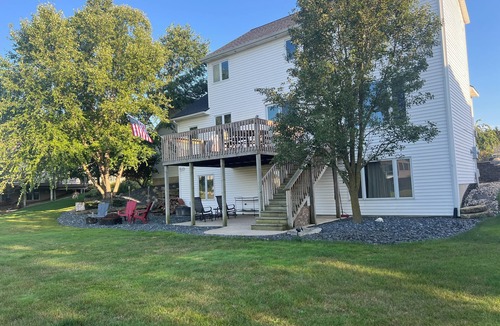 Hudsonville House | Spacious 5-bedroom house located between Grand Rapids and Holland