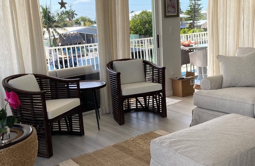 Key Colony Beach House | Spacious 6-bedroom- 2 kitchen Duplex in beautiful Key Colony Beach