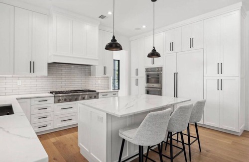 East Hampton North House | Spacious 8-bedroom NEW Construction house in East Hampton