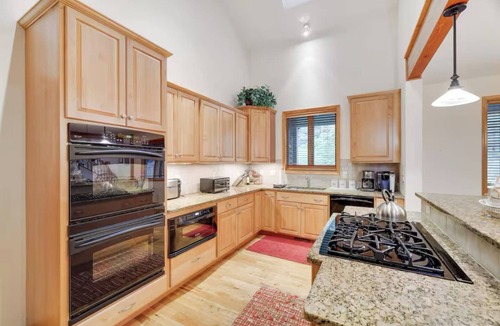 Briar Crest Woods Ski Chalet | Spacious Lake Front Retreat!