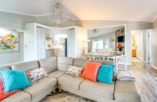 Richmondville House | Spacious Lakefront Home w/Fenced Yard & Sauna