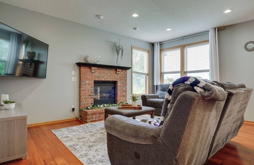 Maple Grove House | Spacious Maple Grove Retreat w/ Playground!