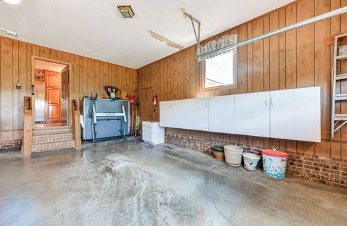 Southmont Cottage | Spacious Mount Pleasant Home w/Grill & Yard!