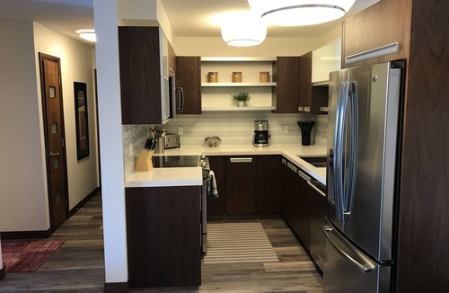 Yorkton Condo | Spacious, Newly Renovated 3BD, 1BA in Yorkton