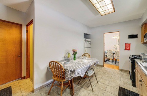 Lansing House | Spacious & Peaceful Suburban Home in Lansing!