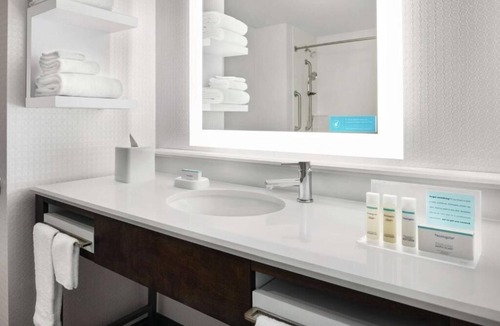 Brooklyn Park Hotel | Spacious Room for Restful Nights Close to Hiking + Downtown Minneapolis