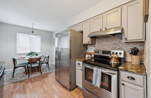 Ottawa House | Spacious & well designed 3br/1.5ba w/ Fiber Wi-Fi!