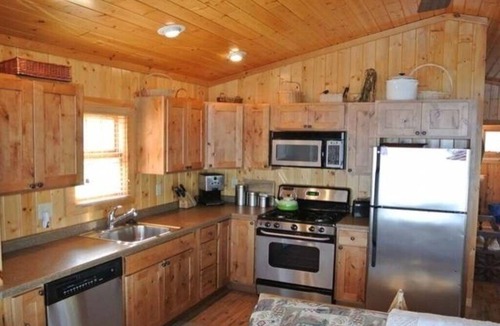Star Lake Cabin | Spend your Vacation Sleeping right on the shore of Beautiful Star Lake!