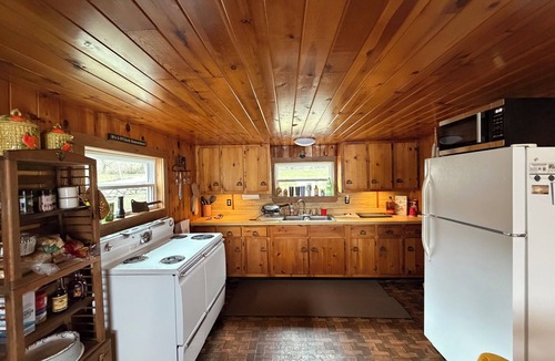 Town of Oswegatchie Cottage | Spoon Makers cottage on Black Lake.