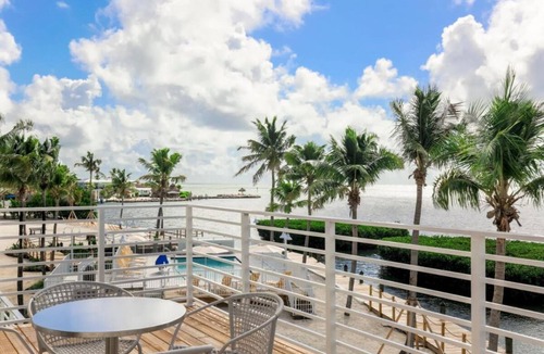 Islamorada Apartment | Sportfishing in Florida Keys! FREE Parking! Breakfast, Pool, Bike Rentals!