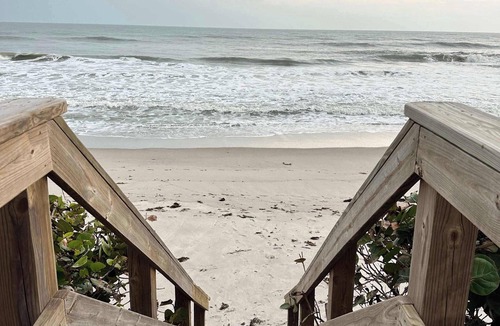 Melbourne Beach House | Sprawling 8BR Estate with Private Pool