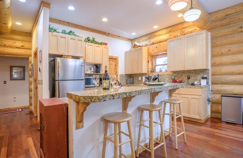 Government Camp Cabin | Spring special 3rd night free! stay before 6/07/26