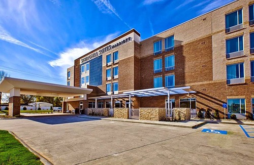Benton Harbor Hotel | SpringHill Suites by Marriott St. Joseph Benton Harbor