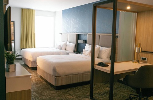 South Bend Hotel | SpringHill Suites by Marriott South Bend Notre Dame Area