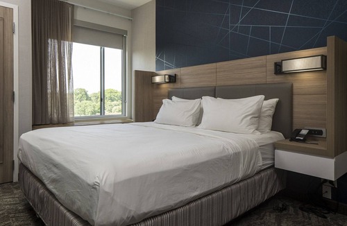 Huntersville Hotel | SpringHill Suites by Marriott Charlotte Huntersville